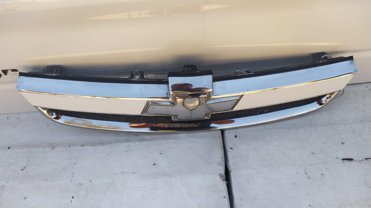 MASCARA CHEVROLET CAPTIVA (06-11) - Imagen 2