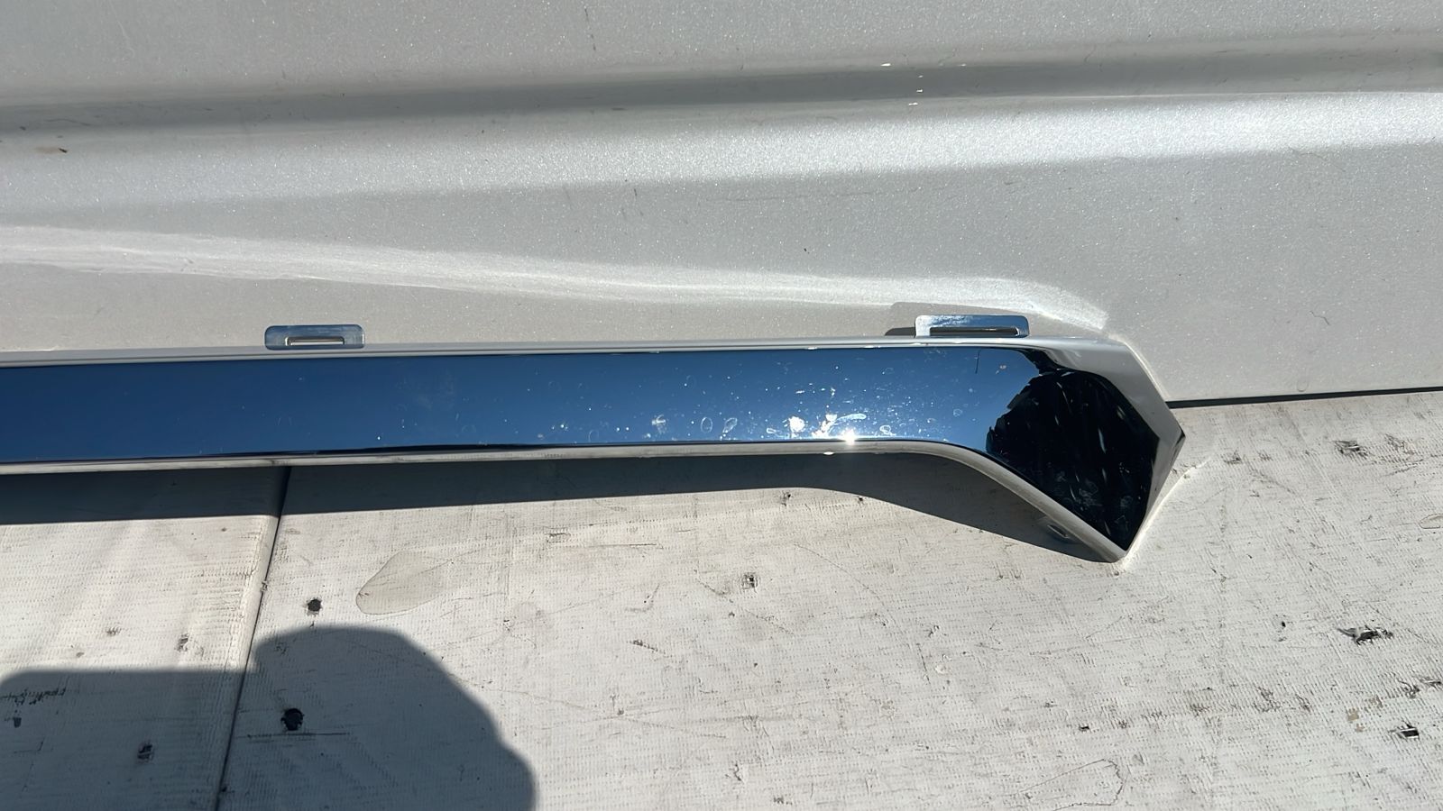 BISEL MASCARA CHEVROLET COLORADO (21-23) - Imagen 4