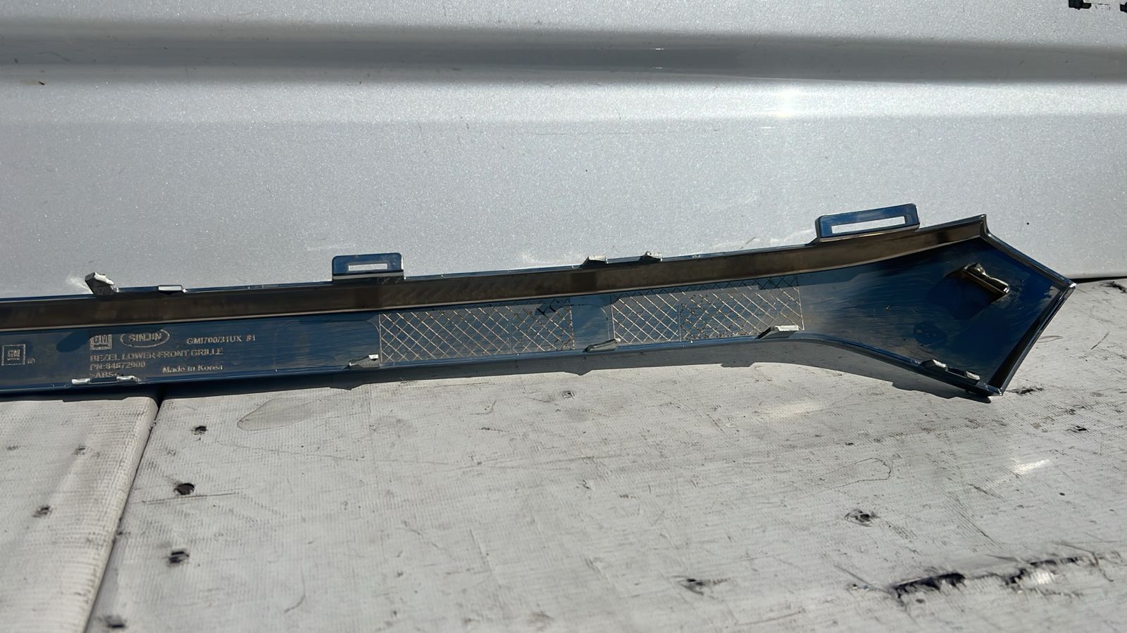 BISEL MASCARA CHEVROLET COLORADO (21-23) - Imagen 7