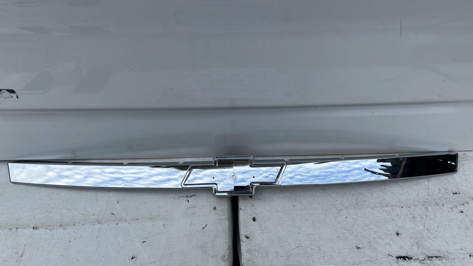 BISEL MASCARA CHEVROLET DMAX (10-14)