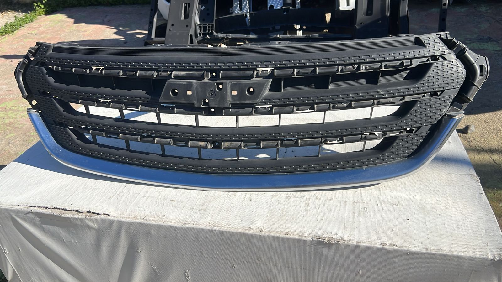 MASCARA CHEVROLET GROOVE (21-23) - Imagen 2