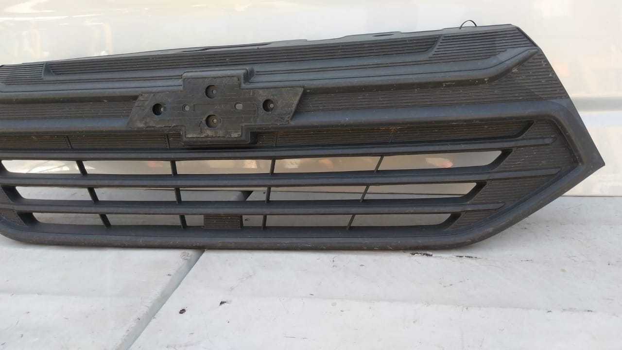 MASCARA CHEVROLET N400 (20-23) - Imagen 4