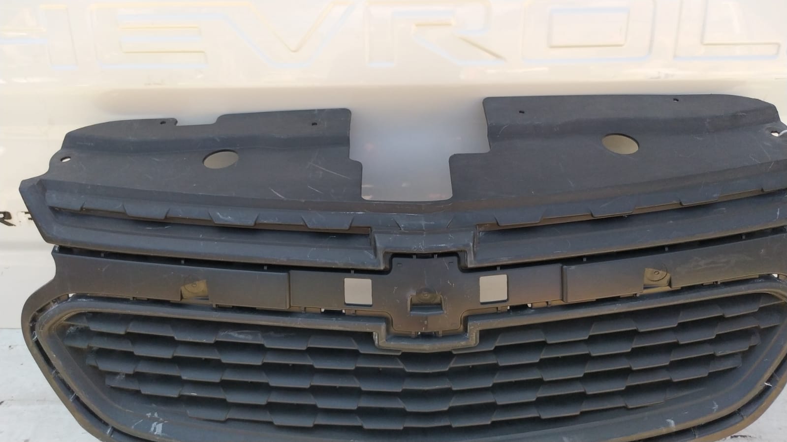 MASCARA CHEVROLET SAIL (16-22) - Imagen 2