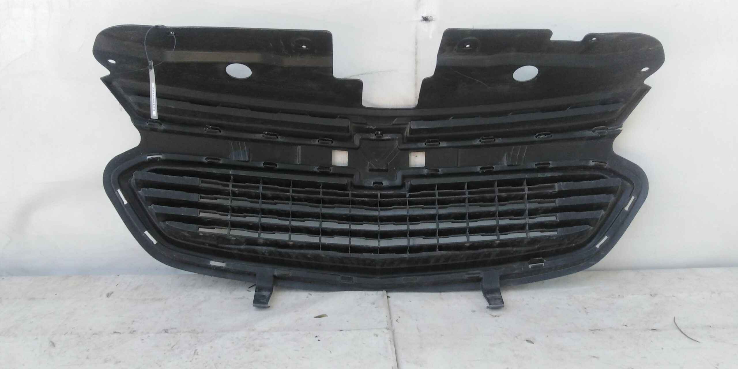 MASCARA CHEVROLET SAIL (16-22) - Imagen 2