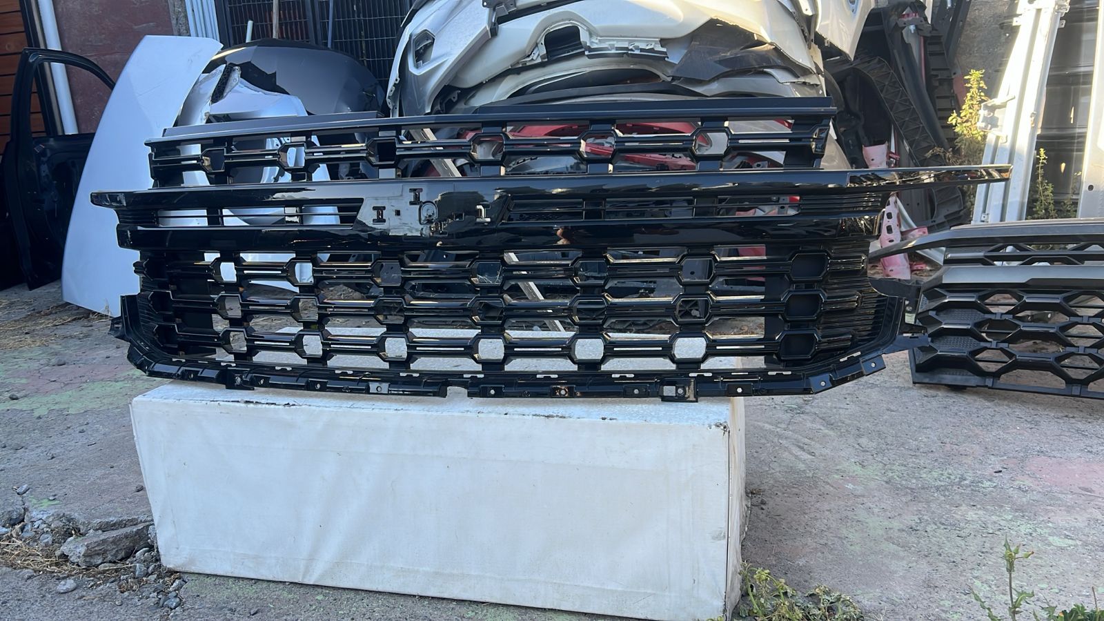 MASCARA CHEVROLET SILVERADO (23-24) - Imagen 4