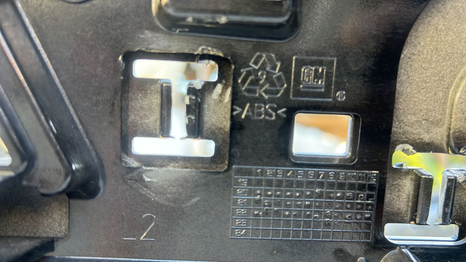 MASCARA CHEVROLET SILVERADO (23-24) - Imagen 6