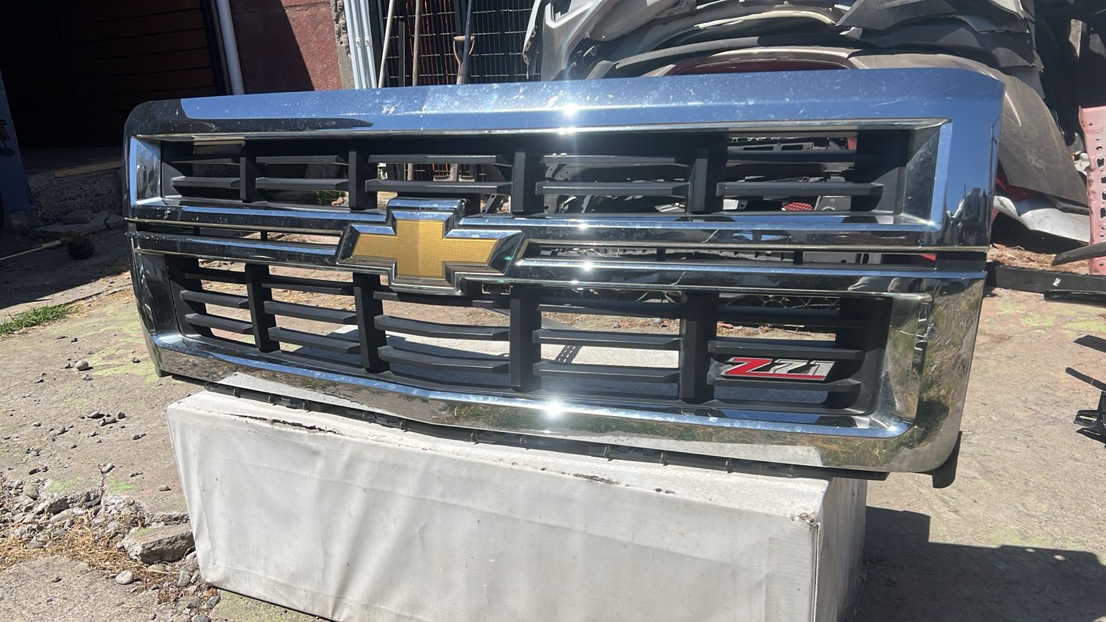 MASCARA CHEVROLET SILVERADO (14-16) - Imagen 4