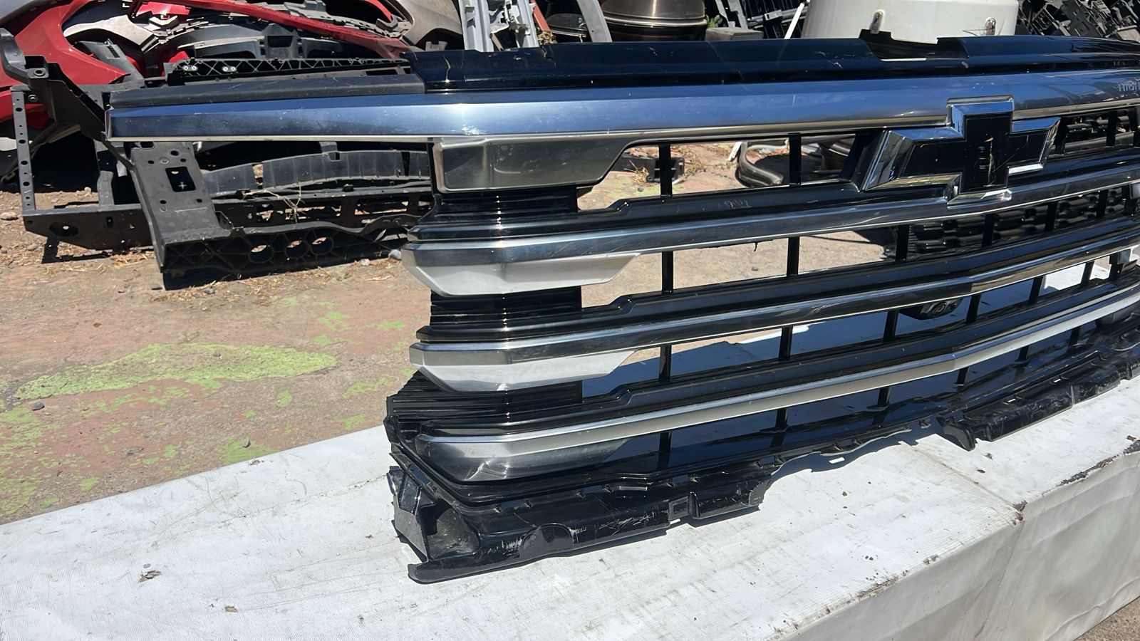 MASCARA CHEVROLET SILVERADO (23-24) - Imagen 2