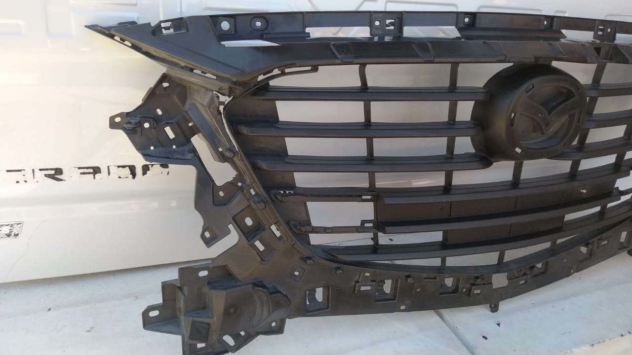 MASCARA MAZDA 3 (16-16) - Imagen 2