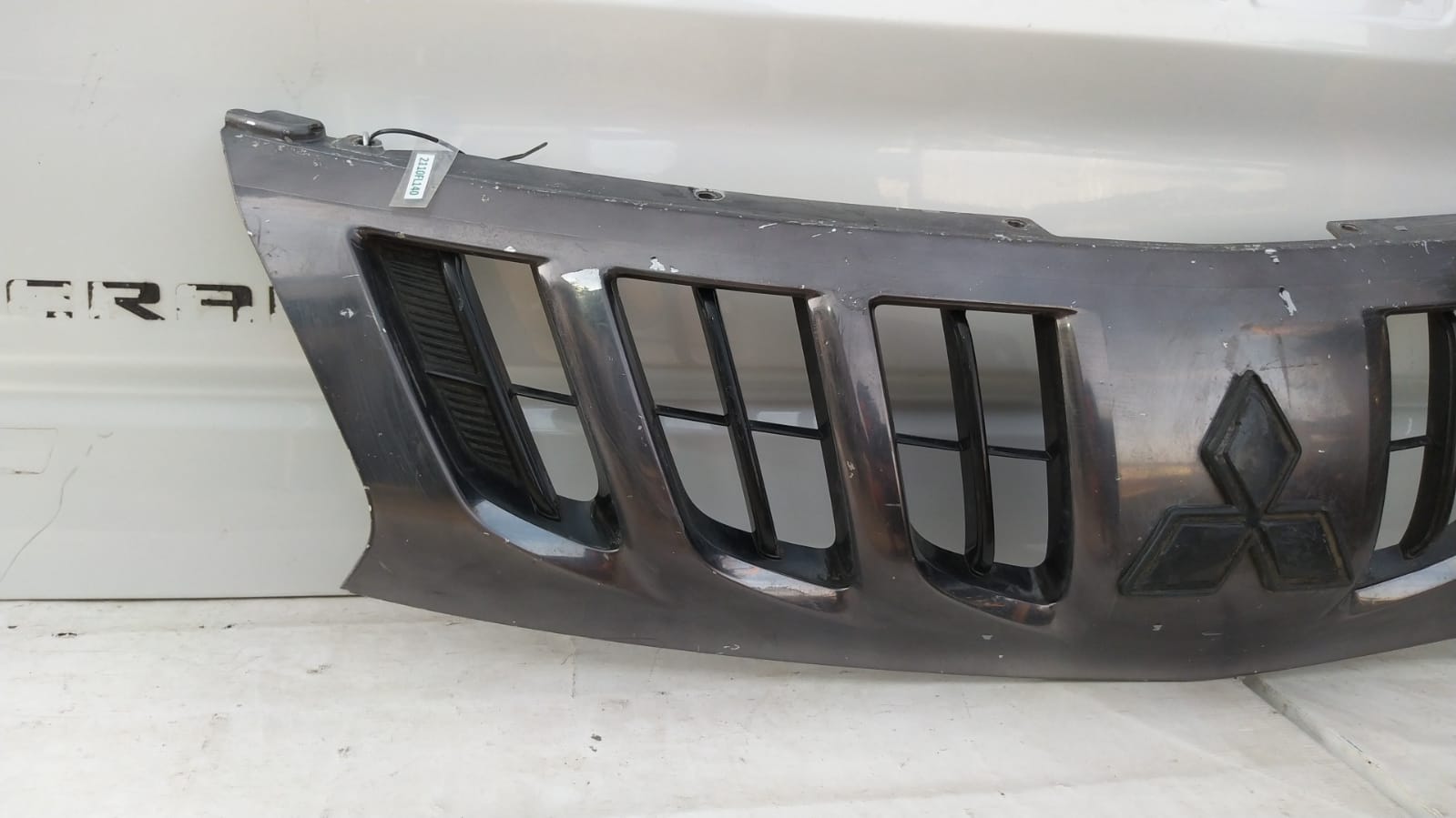 MASCARA MITSUBISHI L200 (15-19) - Imagen 2