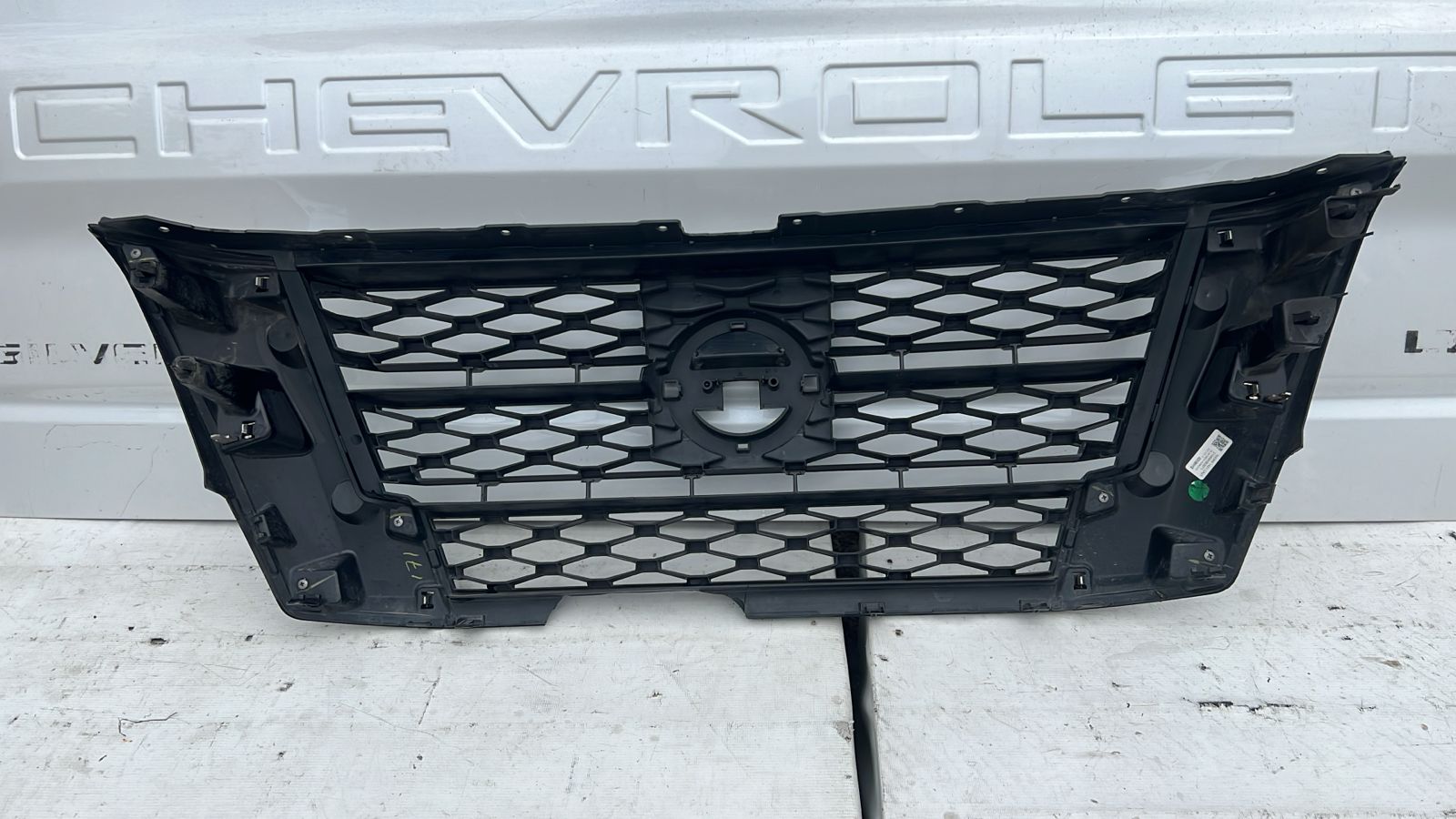 MASCARA NISSAN NAVARA (21-23) - Imagen 5