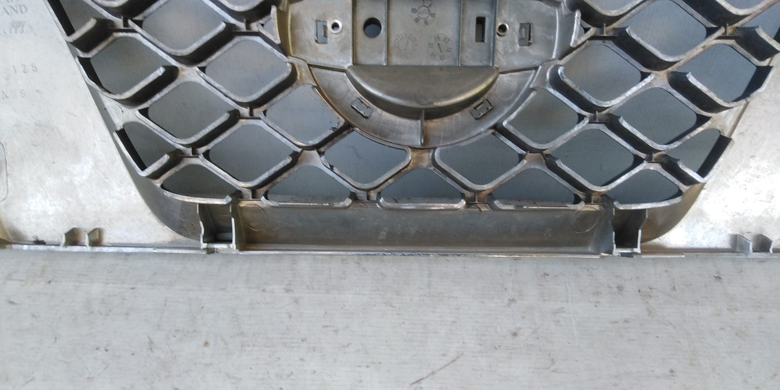 (ALTERNATIVA)MASCARA NISSAN NP300 (15-18) - Imagen 5