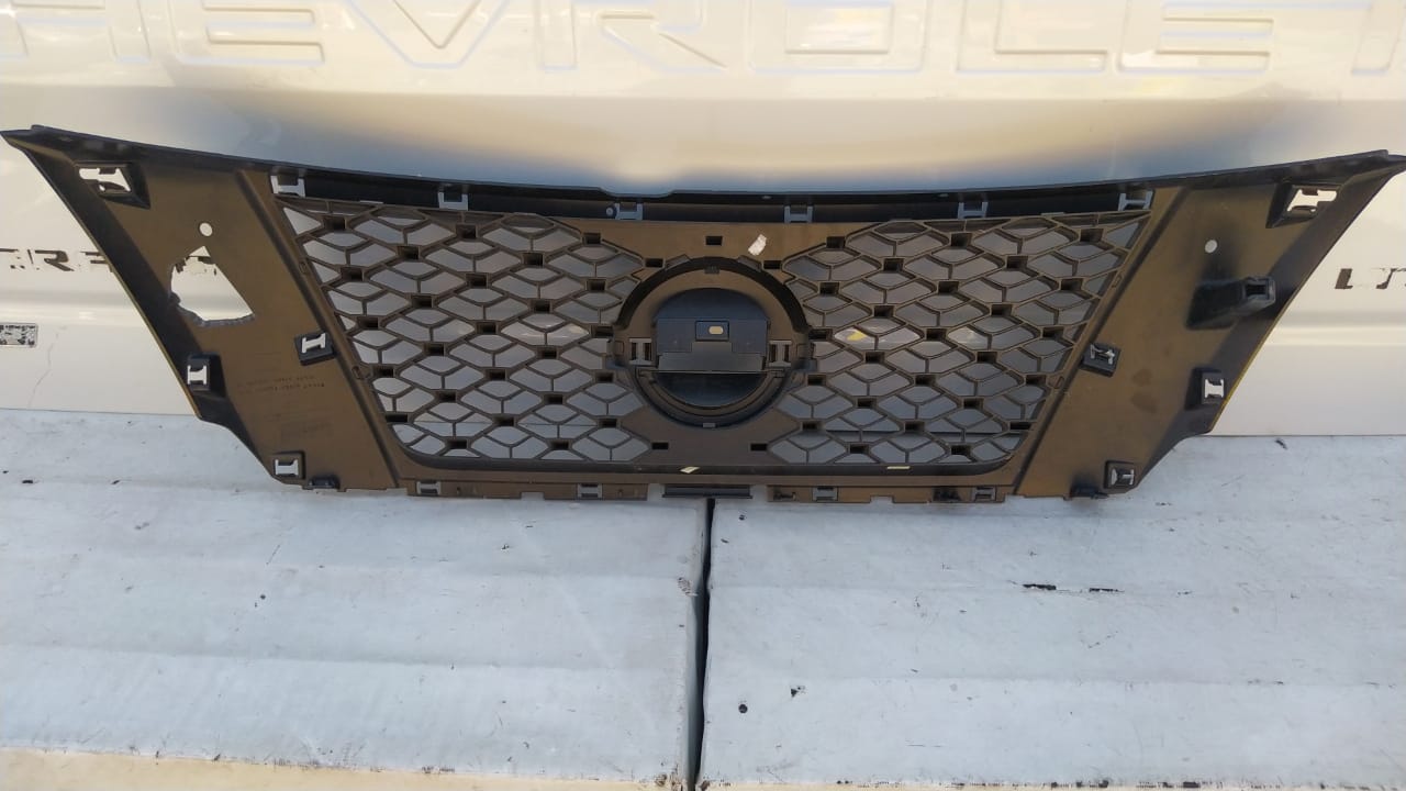 MASCARA NISSAN PATHFINDER (13-15) - Imagen 3