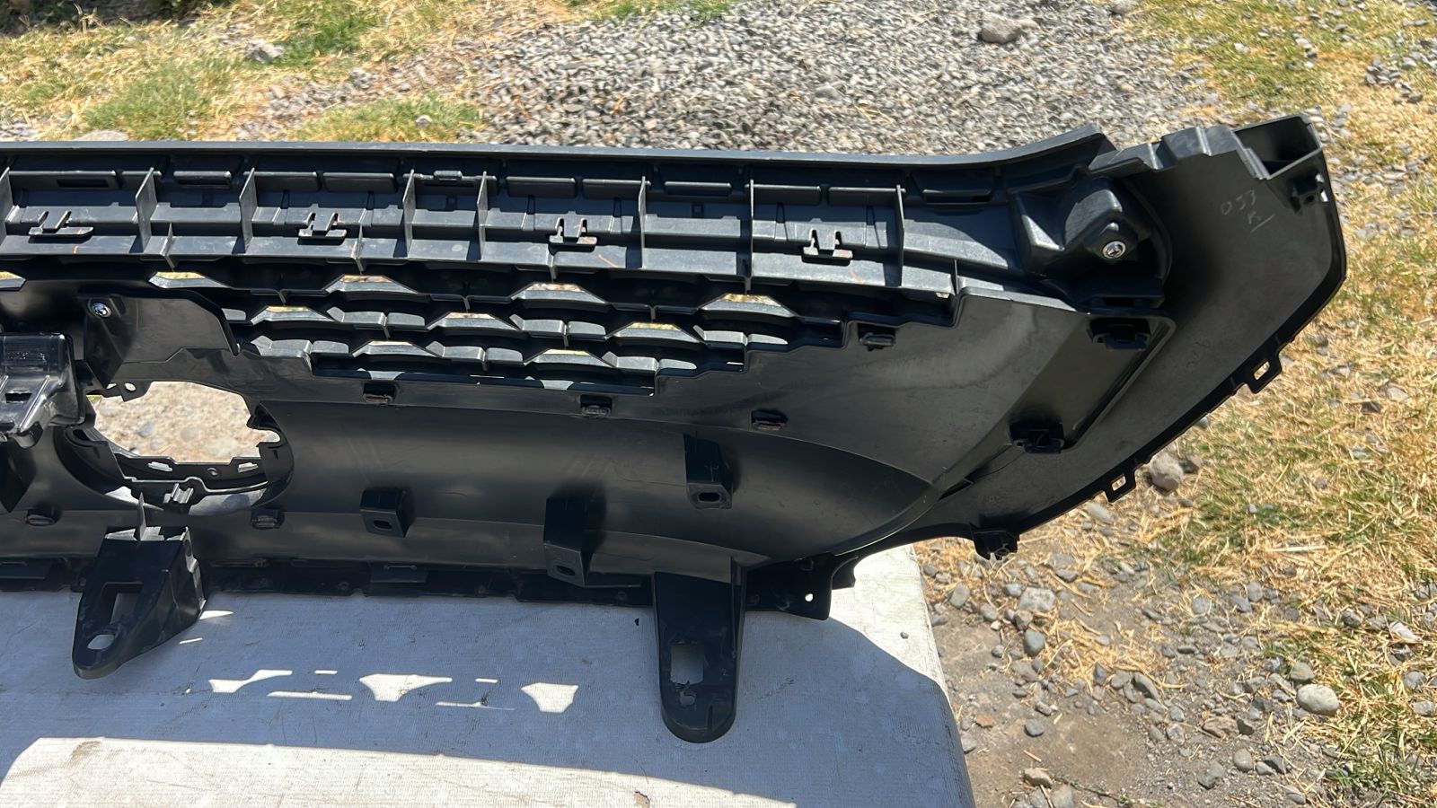 MASCARA TOYOTA COROLLA CROSS (22-23) - Imagen 7