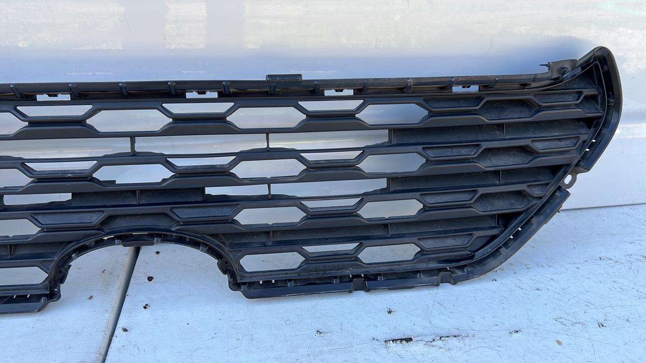 MASCARA TOYOTA RAV4 (19-22) - Imagen 2