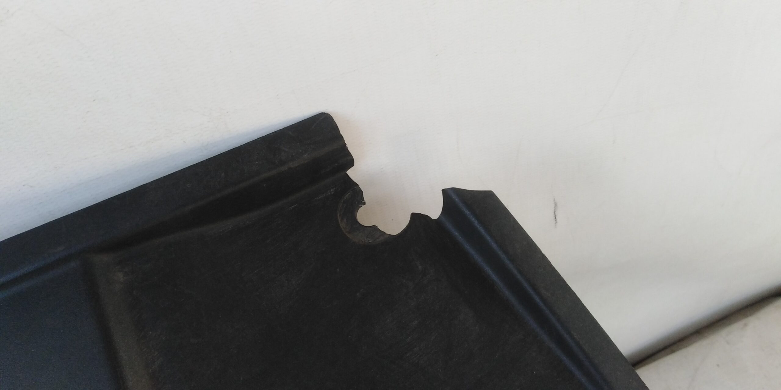 MASCARA VOLKSWAGEN AMAROK (10-22) - Imagen 2