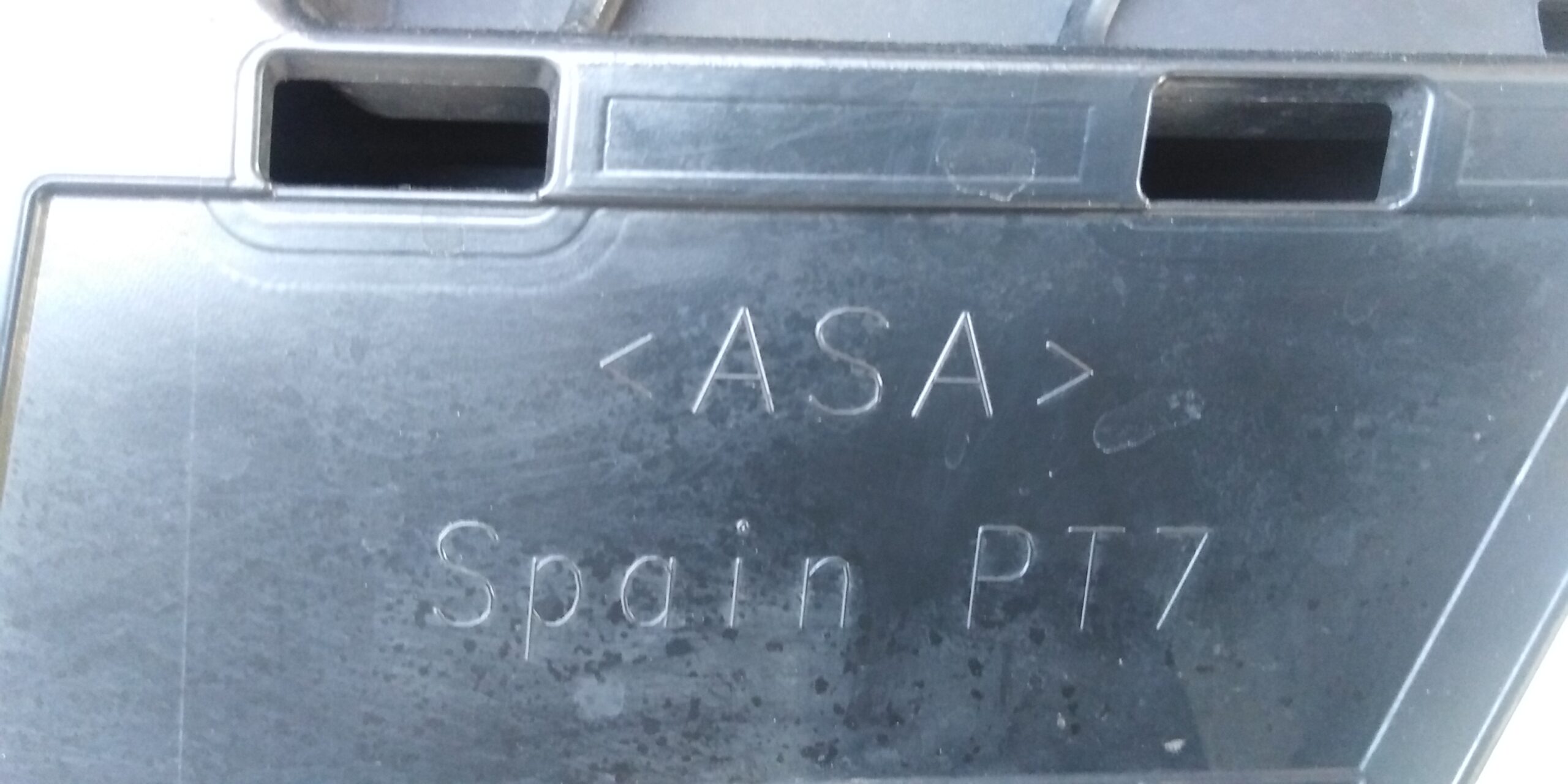 MASCARA VOLKSWAGEN AMAROK (10-22) - Imagen 4