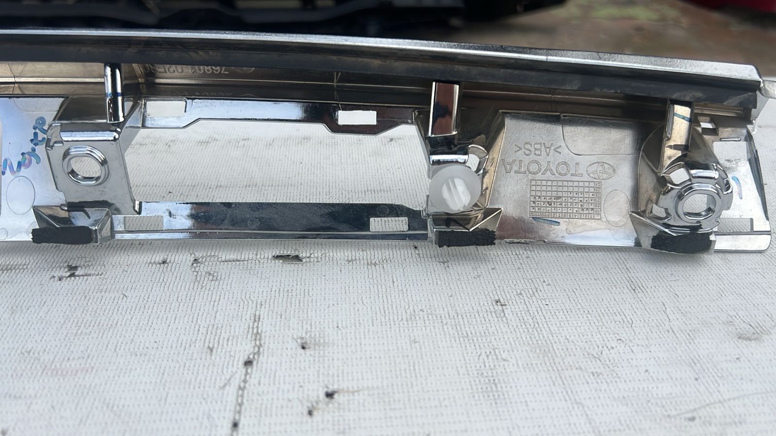 BISEL MALETA TOYOTA COROLLA (20-23) - Imagen 6