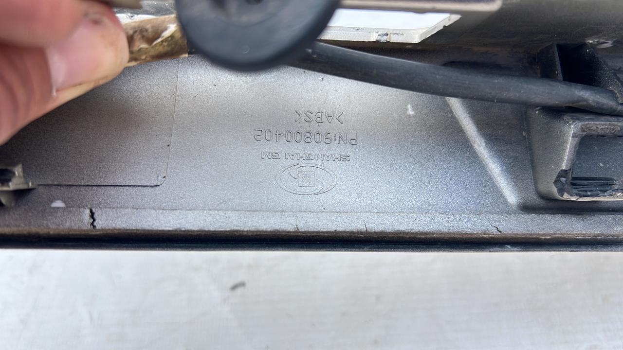 MOLDURA MALETA CHEVROLET SAIL (16-19) - Imagen 5