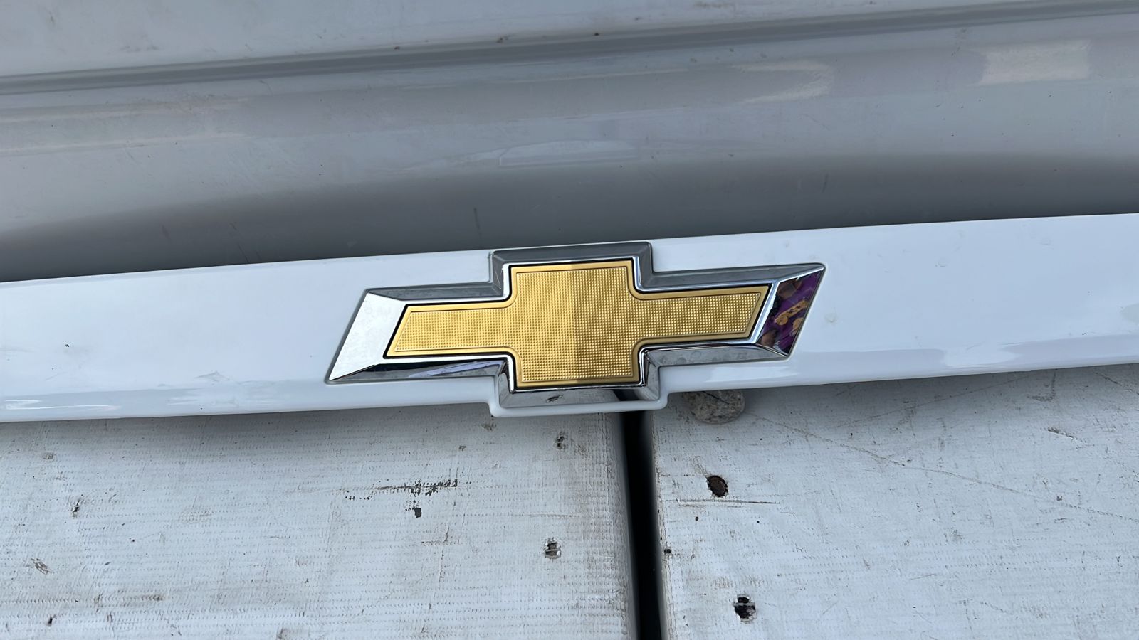 MOLDURA MALETA CHEVROLET SAIL (16-19) - Imagen 3