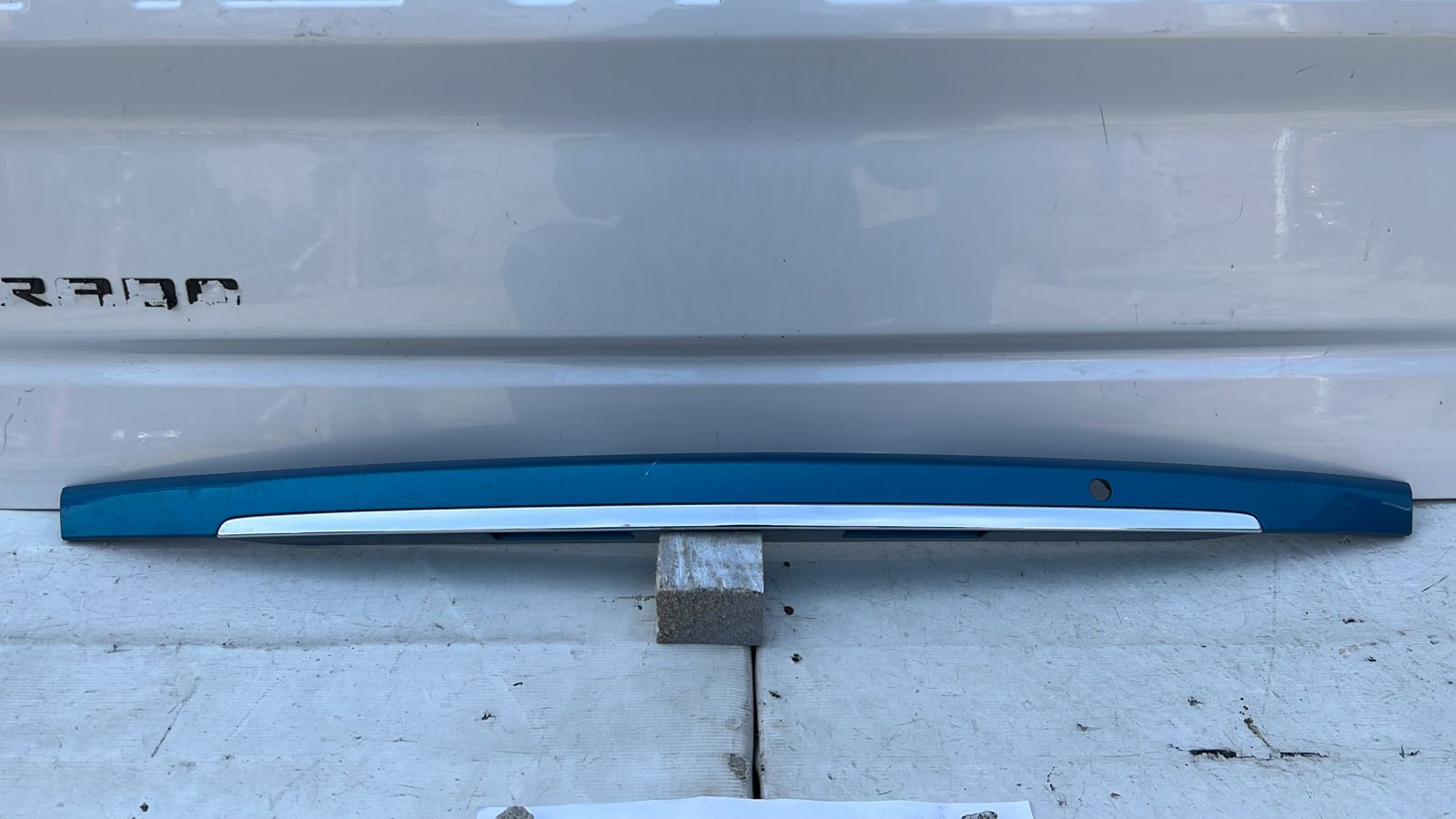 MOLDURA MALETA CHEVROLET SPARK SEDAN (18-21)