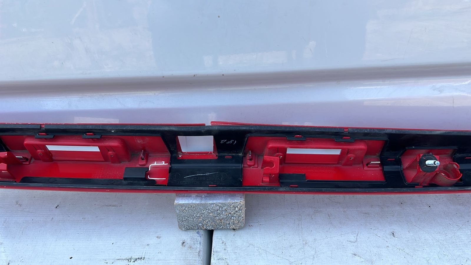 MOLDURA MALETA CHEVROLET SPARK SEDAN (18-21) - Imagen 6