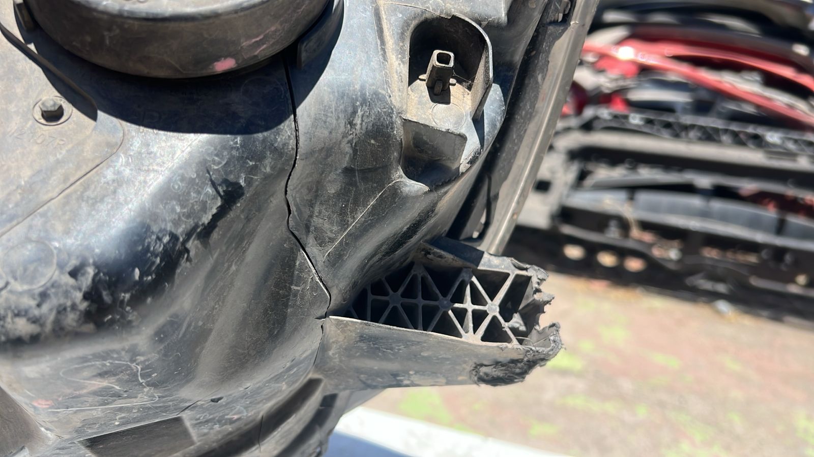 OPTICO DERECHO MITSUBISHI L200 (16-18) - Imagen 6