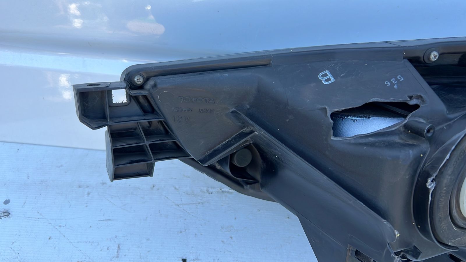 OPTICO DERECHO TOYOTA 4RUNNER (14-17) - Imagen 5