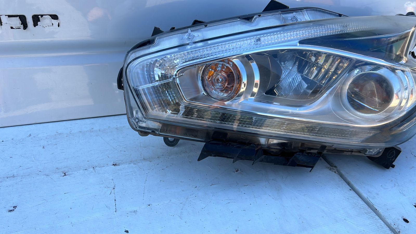 OPTICO IZQUIERDO NISSAN MURANO (16-20) - Imagen 2