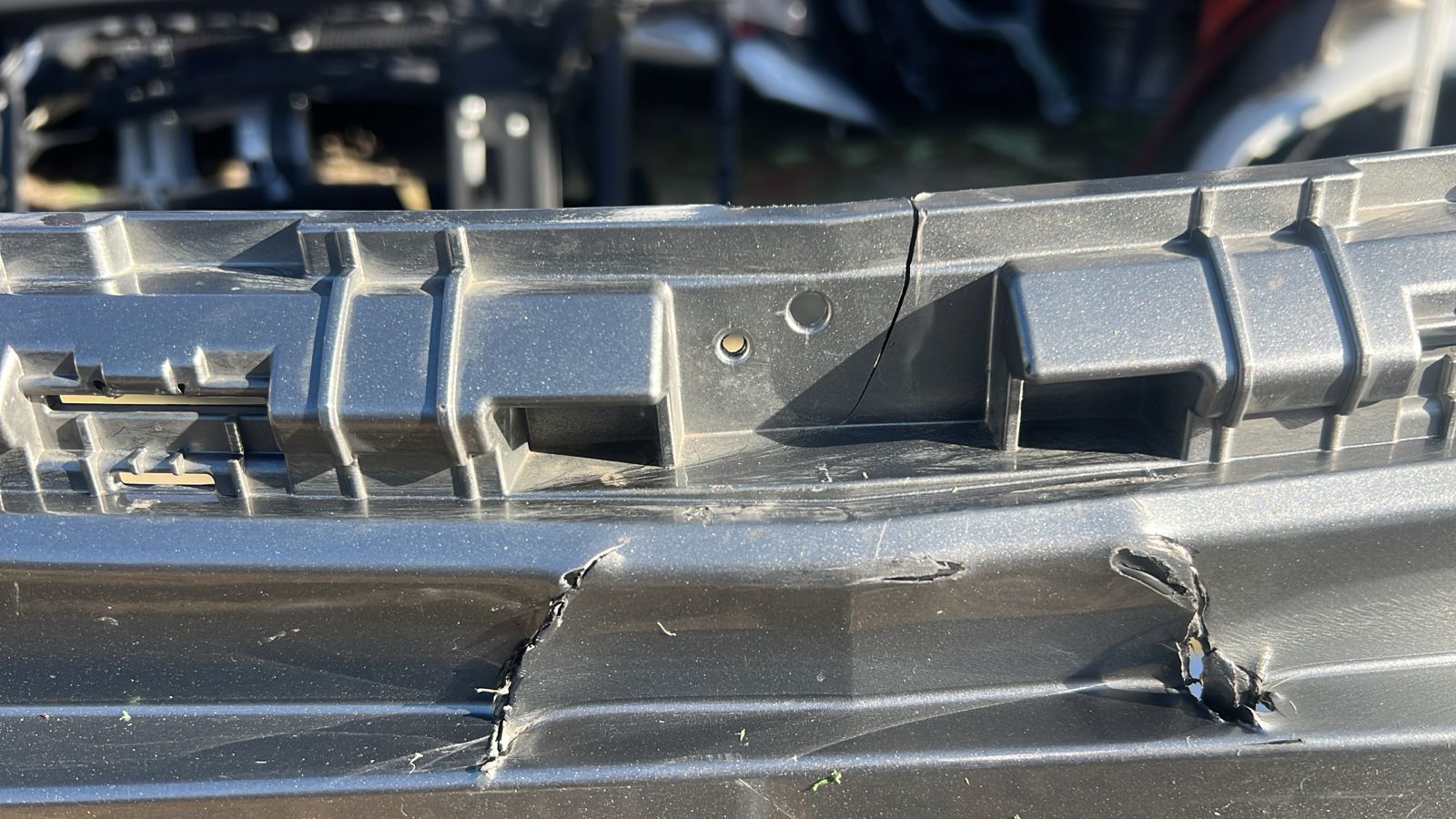 PARACHOQUE DELANTERO CHEVROLET CAPTIVA (19-23) - Imagen 5