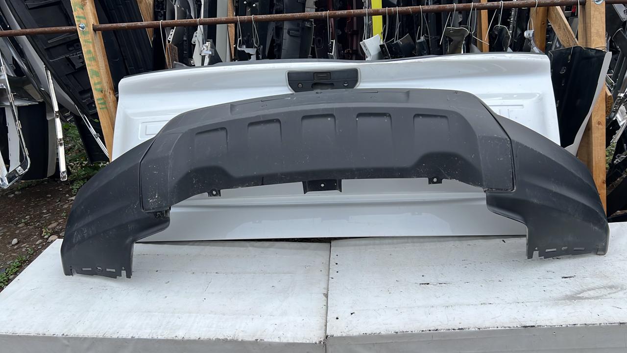 PARACHOQUE DELANTERO CHEVROLET COLORADO (22-23) - Imagen 4