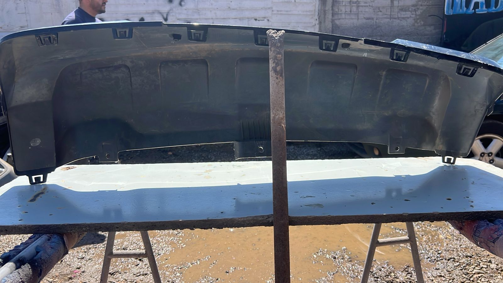 MOLDURA PARACHOQUE DELANTERO CHEVROLET COLORADO (21-23) - Imagen 3