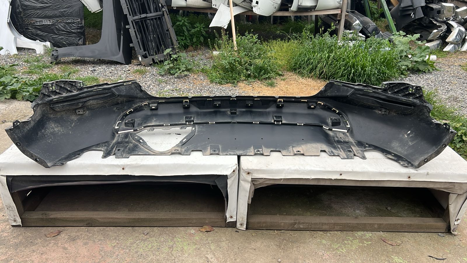 SPOILER PARACHOQUE DELANTERO CHEVROLET MONTANA (23-25) - Imagen 4