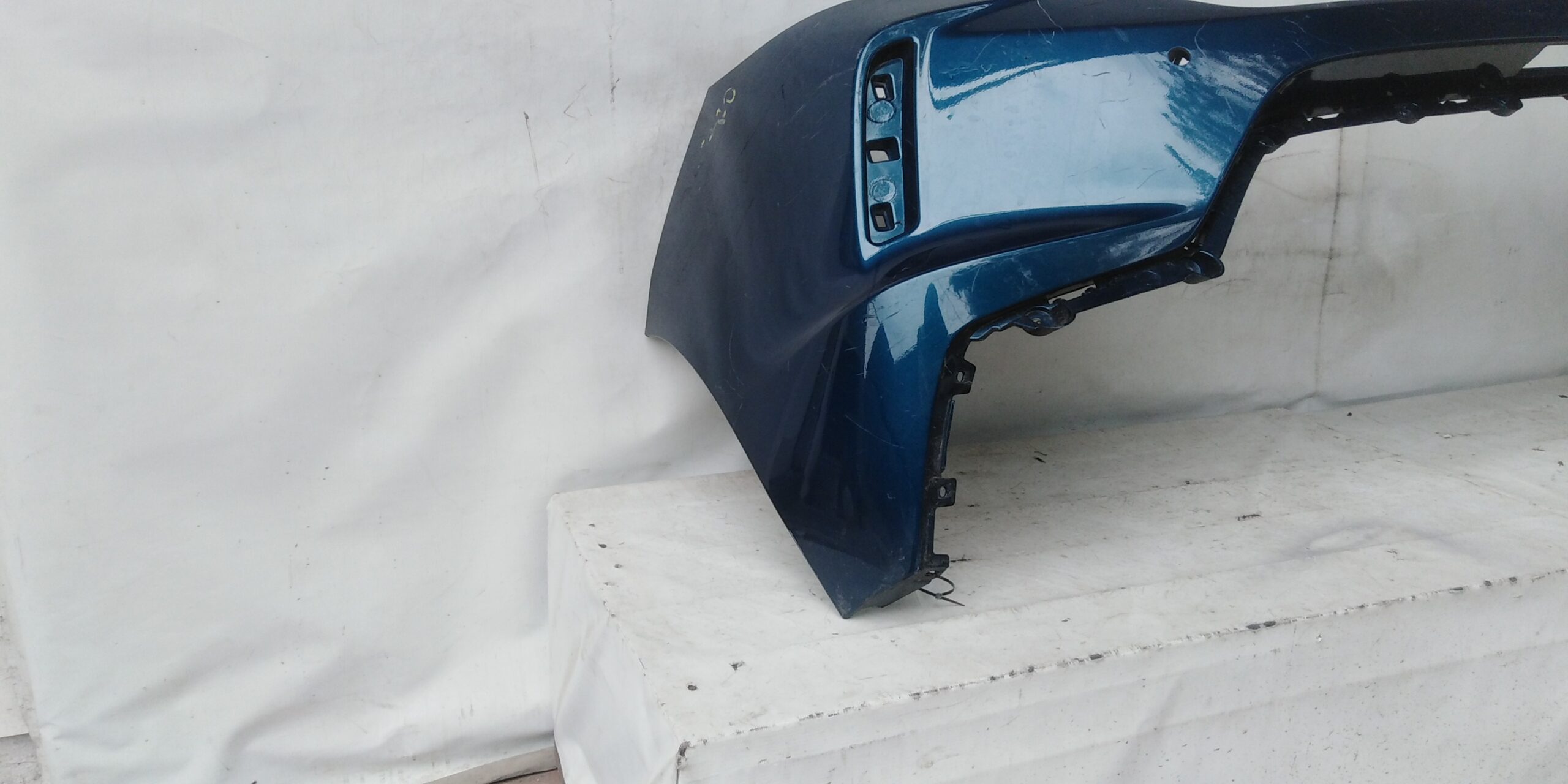 PARACHOQUE DELANTERO CHEVROLET ONIX RS (20-22) - Imagen 3