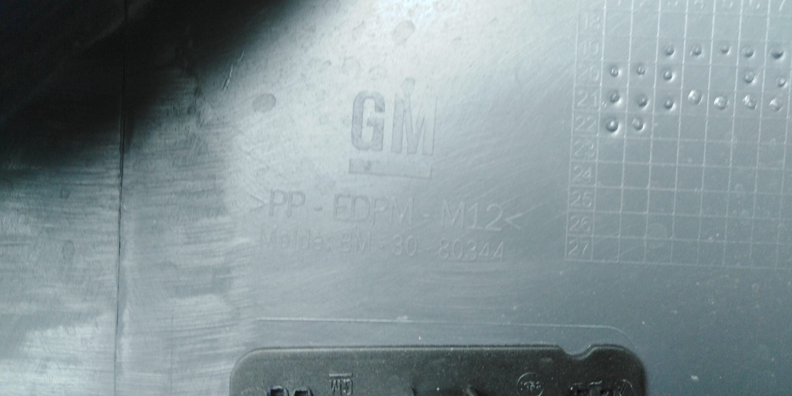 PARACHOQUE DELANTERO CHEVROLET ONIX RS (20-22) - Imagen 6