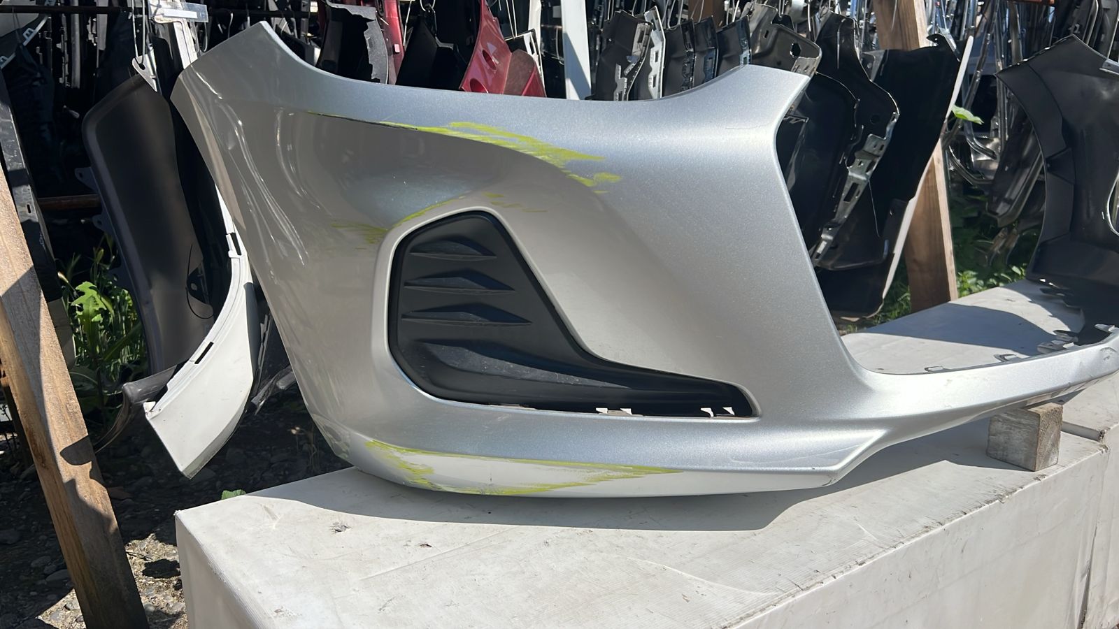 PARACHOQUE DELANTERO CHEVROLET ONIX RS (20-23) - Imagen 2