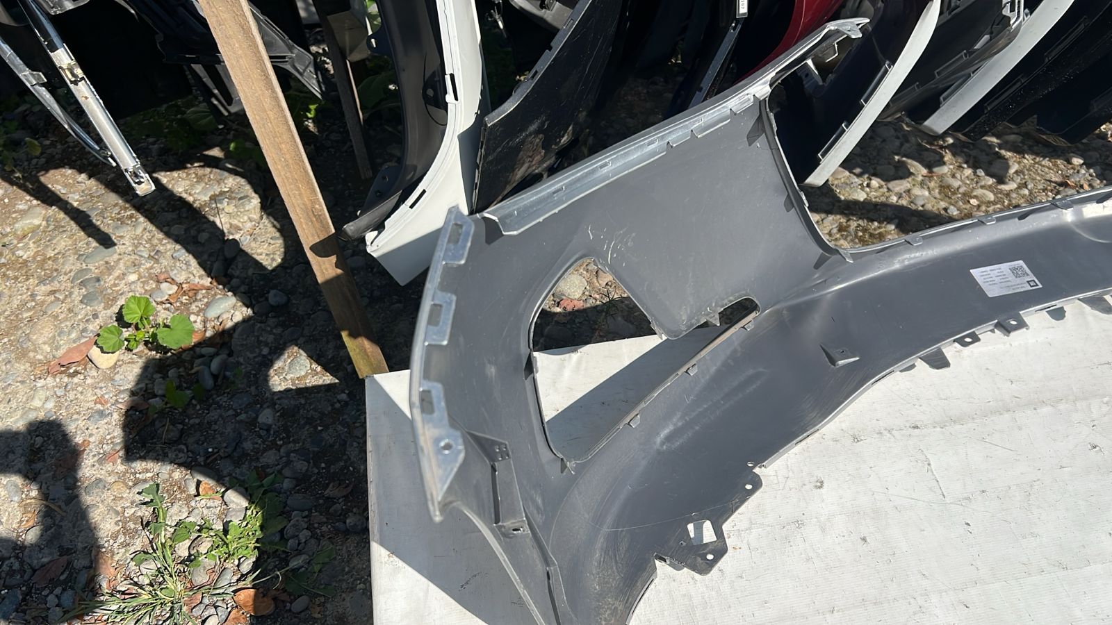 PARACHOQUE DELANTERO CHEVROLET ONIX RS (20-23) - Imagen 6