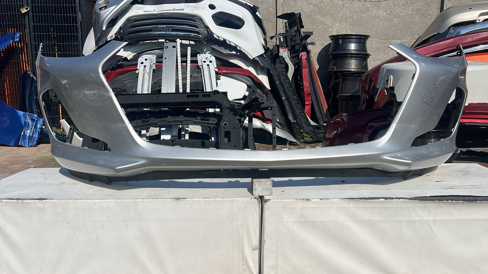 PARACHOQUE DELANTERO CHEVROLET ONIX RS (20-23) - Imagen 2