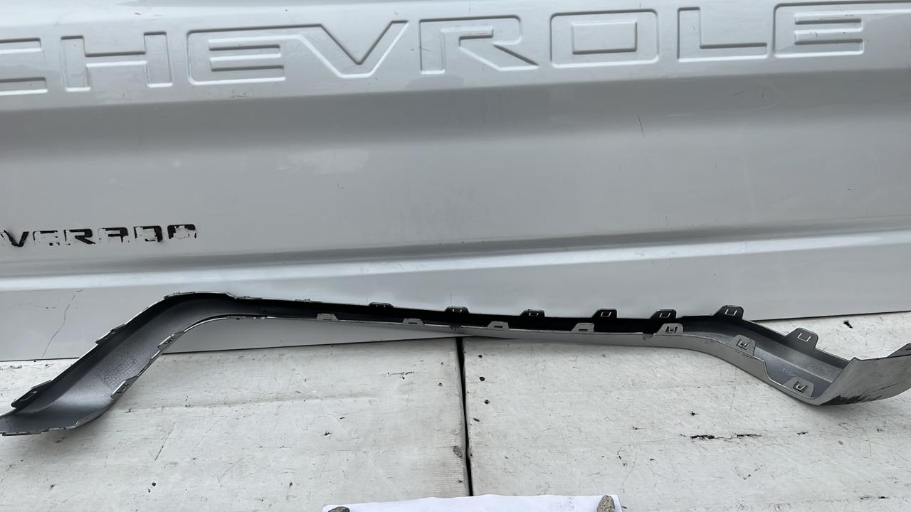 MOLDURA PARACHOQUE DELANTERO CHEVROLET SPARK ACTIV (18-20) - Imagen 9