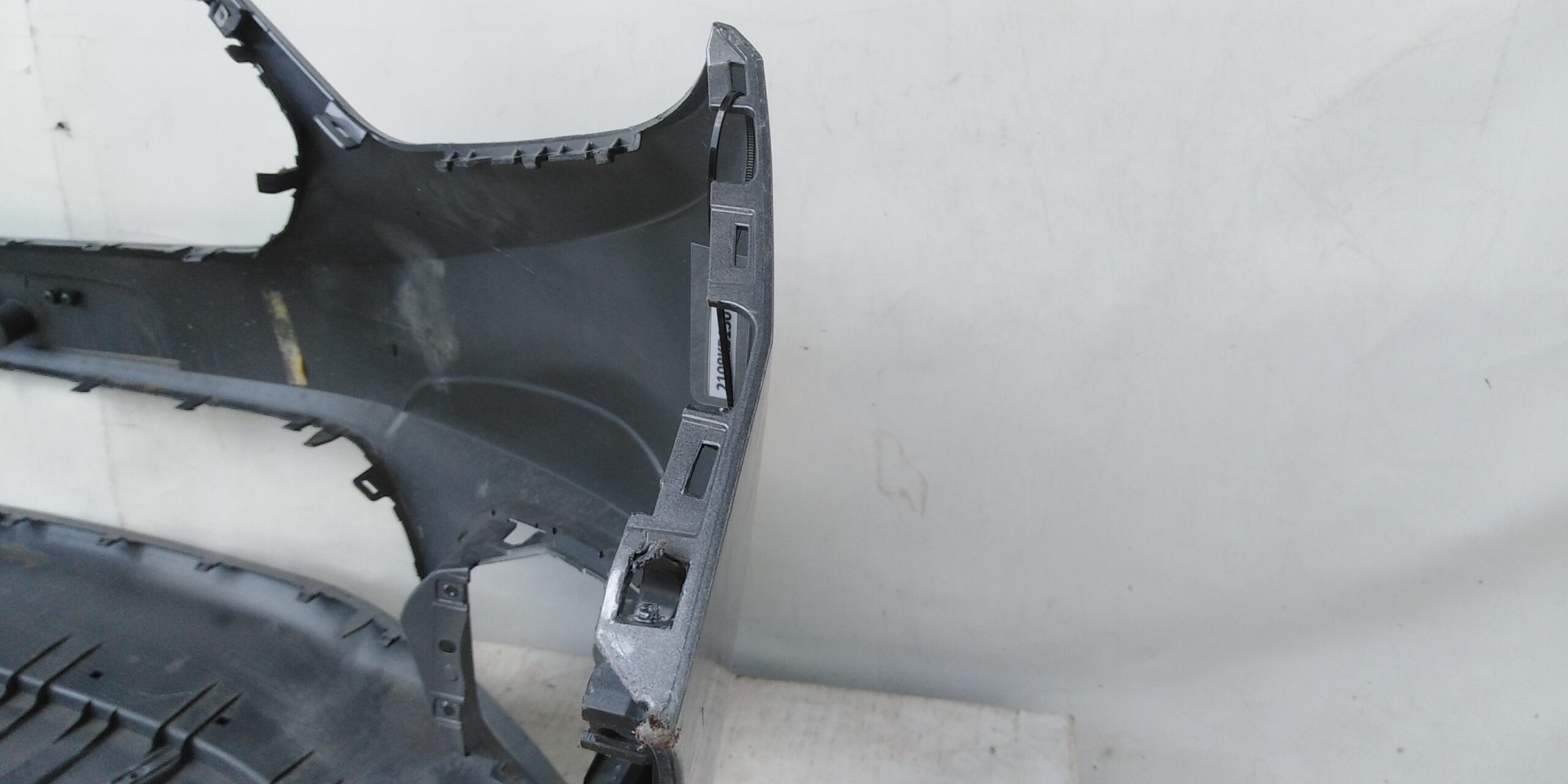 PARACHOQUE DELANTERO CHEVROLET SPIN (19-21) - Imagen 6