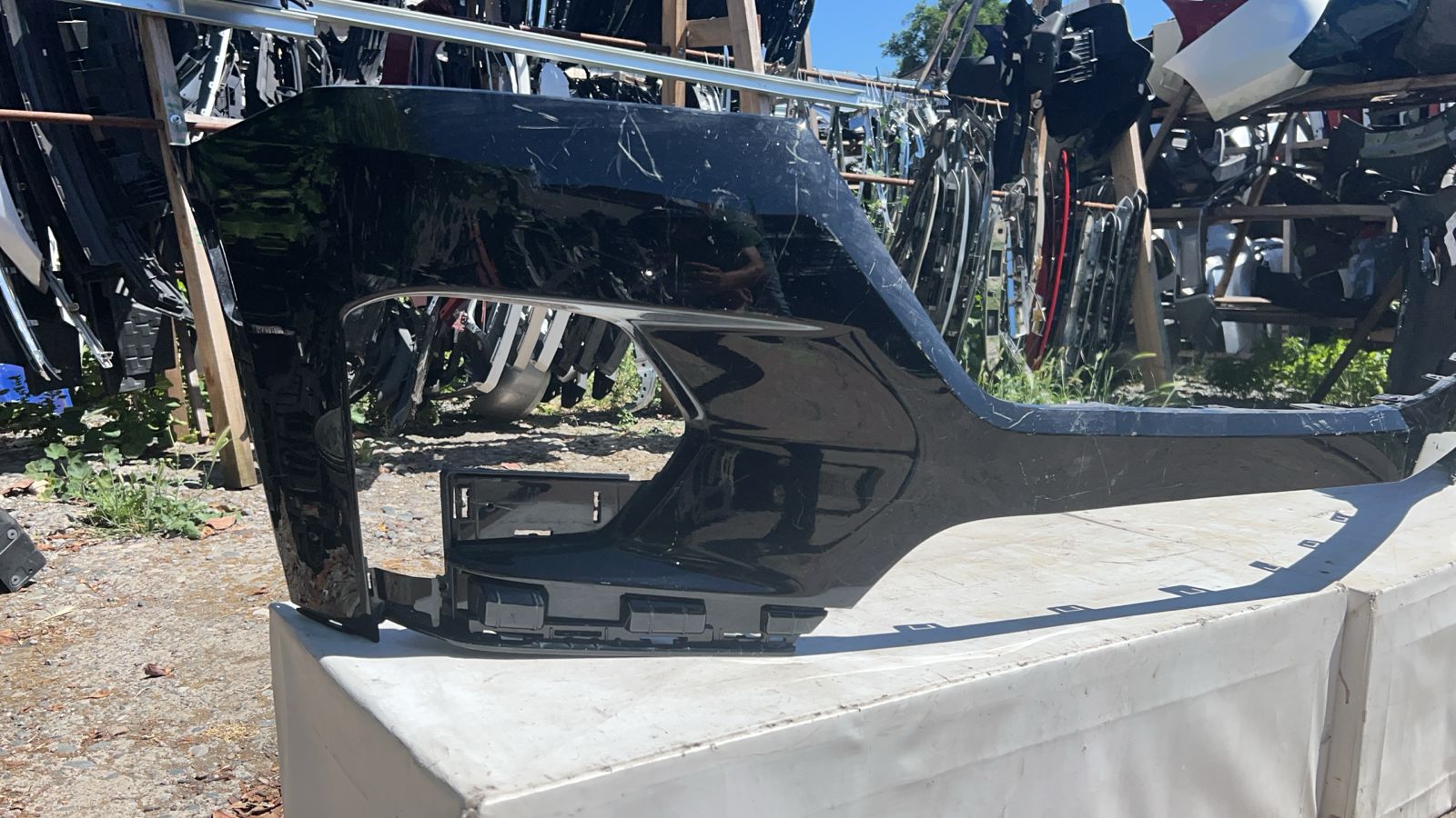 PARACHOQUE DELANTERO CHEVROLET TRAVERSE (22-24) - Imagen 2