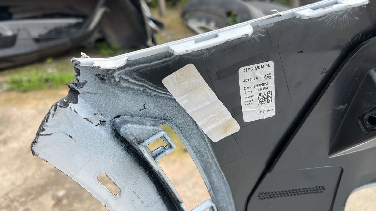 PARACHOQUE DELANTERO CHEVROLET TRAVERSE (22-24) - Imagen 8