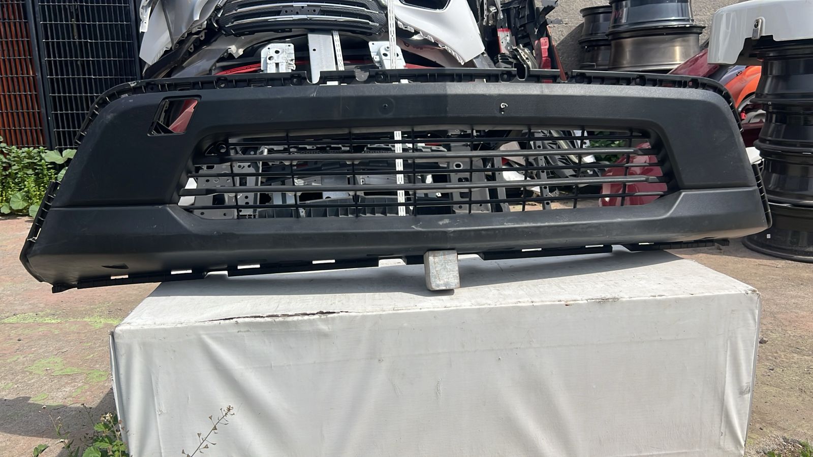 SPOILER PARACHOQUE DELANTERO CHEVROLET TRAVERSE (22-23) - Imagen 3