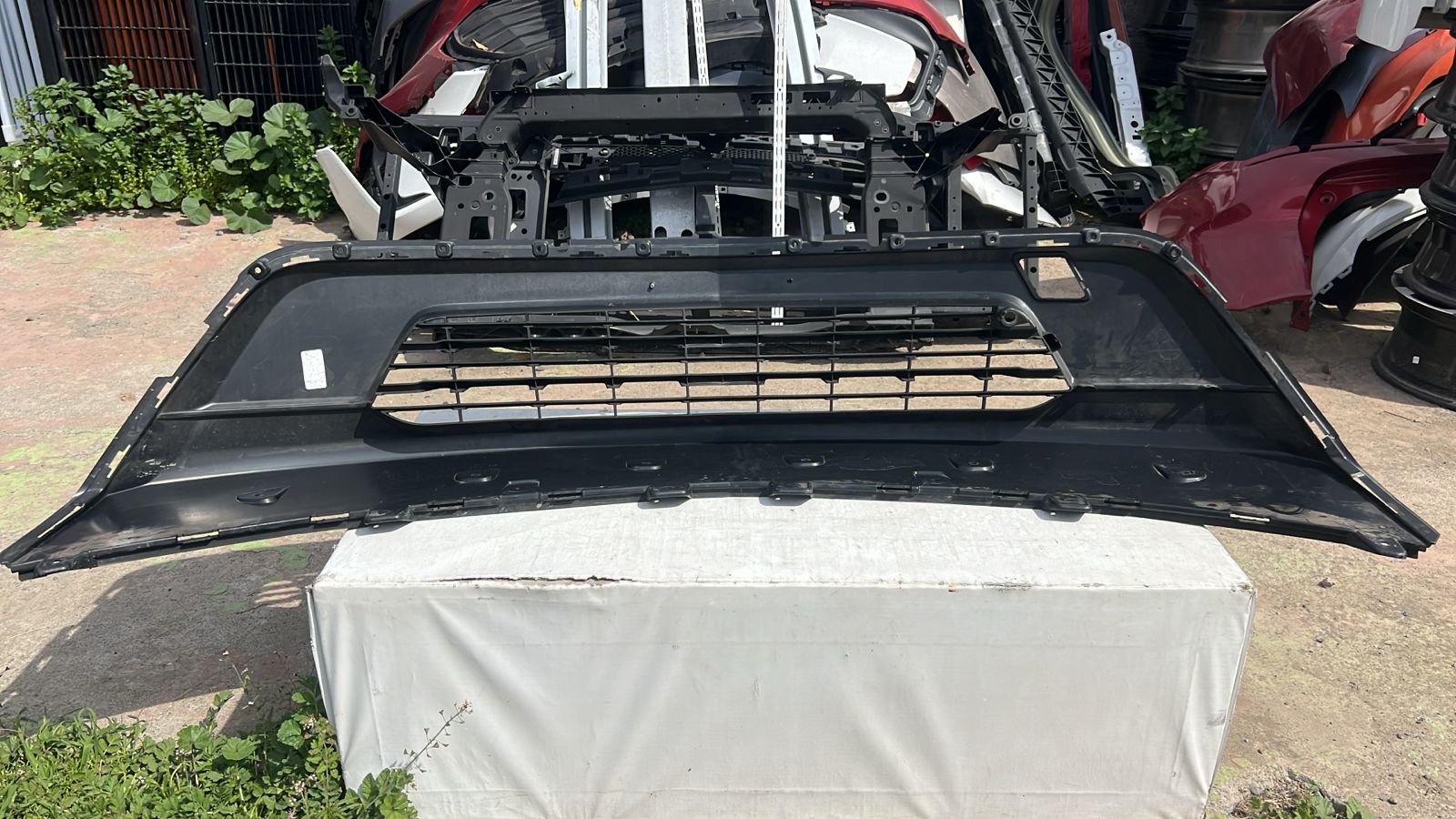 SPOILER PARACHOQUE DELANTERO CHEVROLET TRAVERSE (22-23) - Imagen 6