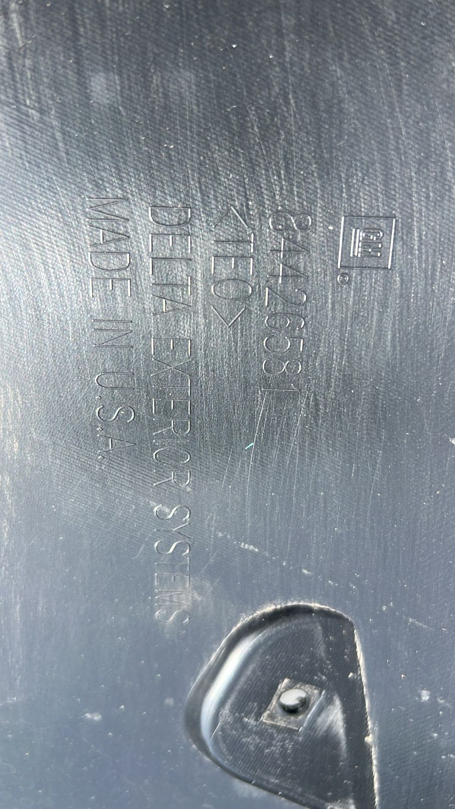 SPOILER PARACHOQUE DELANTERO CHEVROLET TRAVERSE (22-23) - Imagen 7