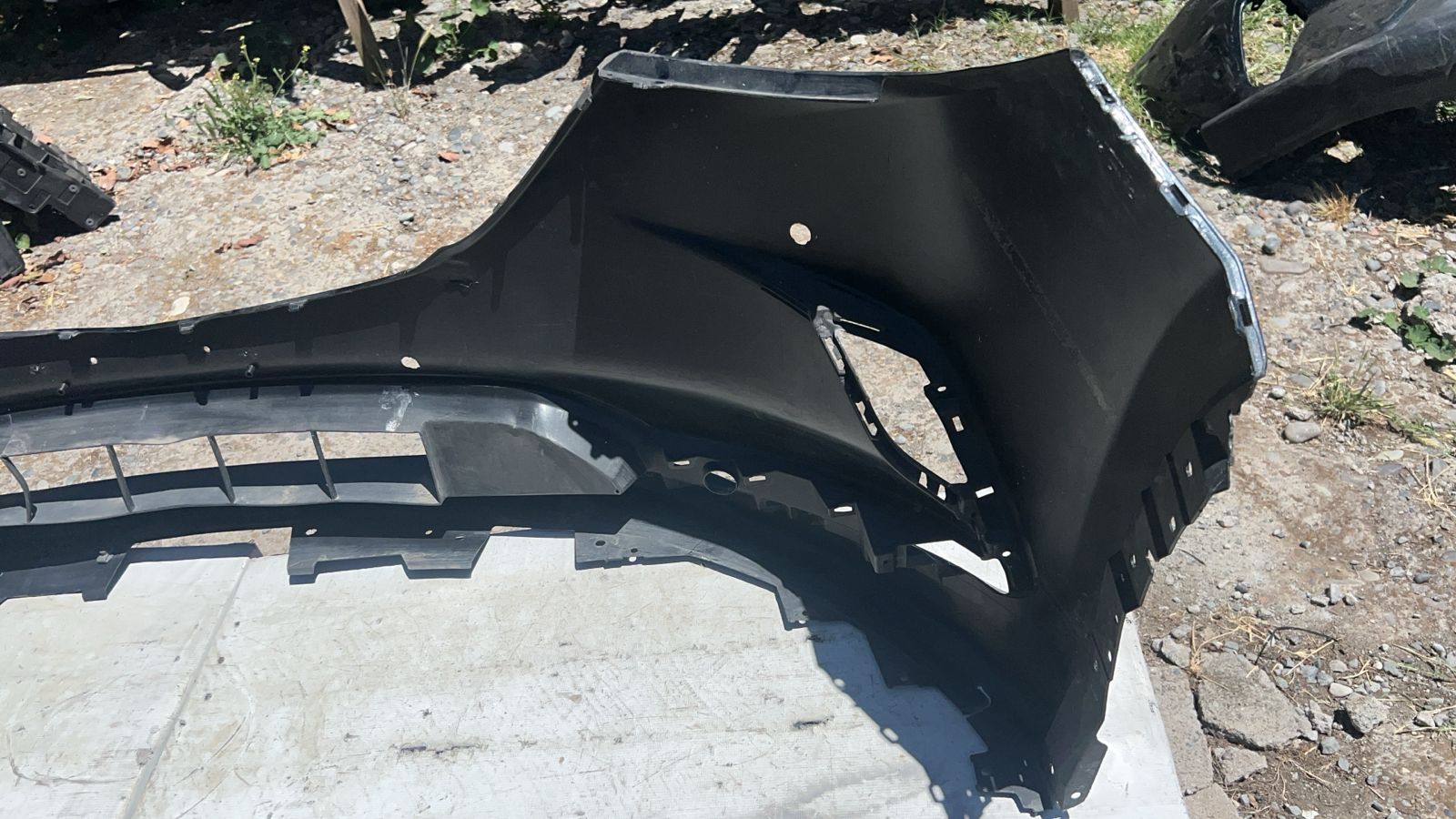 PARACHOQUE DELANTERO MAZDA CX9 (16-18) - Imagen 7