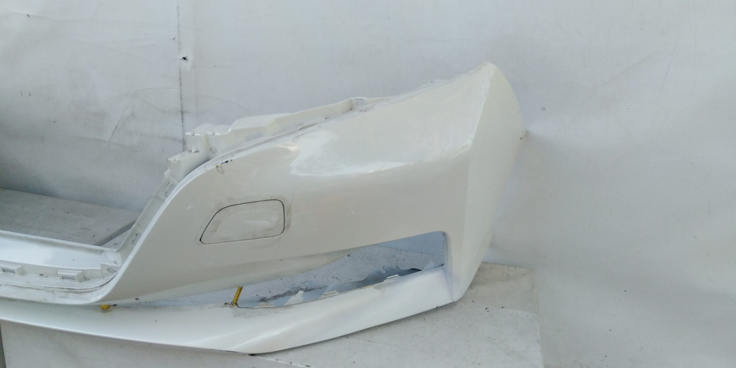 PARACHOQUE DELANTERO NISSAN LEAF (21-22) - Imagen 2