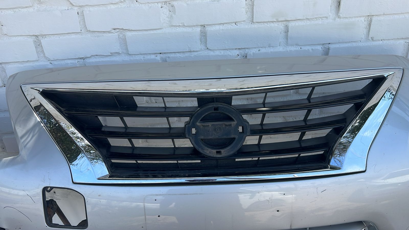 PARACHOQUE DELANTERO NISSAN VERSA (15-18) - Imagen 4