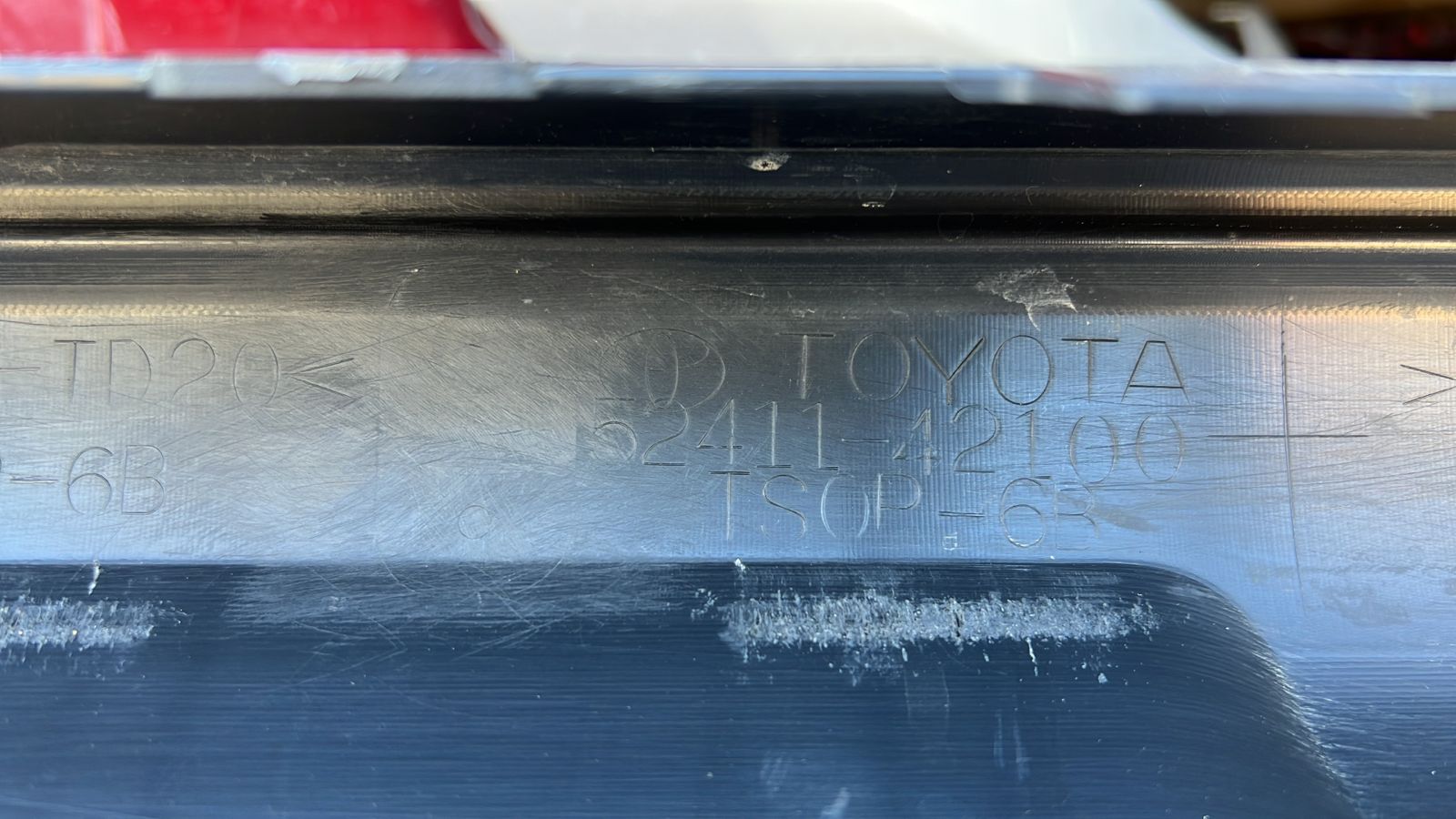 SPOILER PARACHOQUE DELANTERO TOYOTA RAV4 (19-22) - Imagen 6