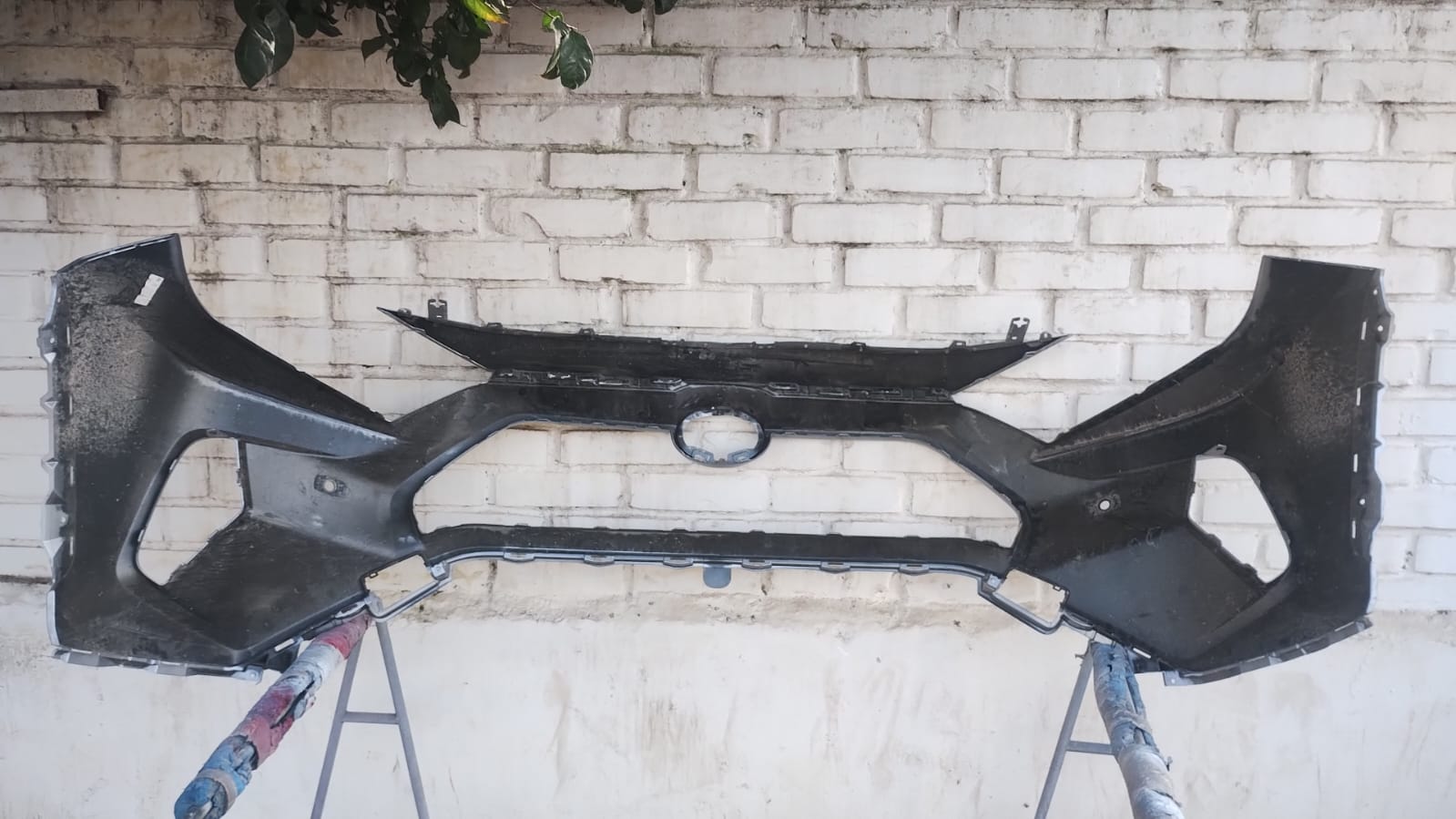 PARACHOQUE DELANTERO TOYOTA RAV4 (19-22) - Imagen 4